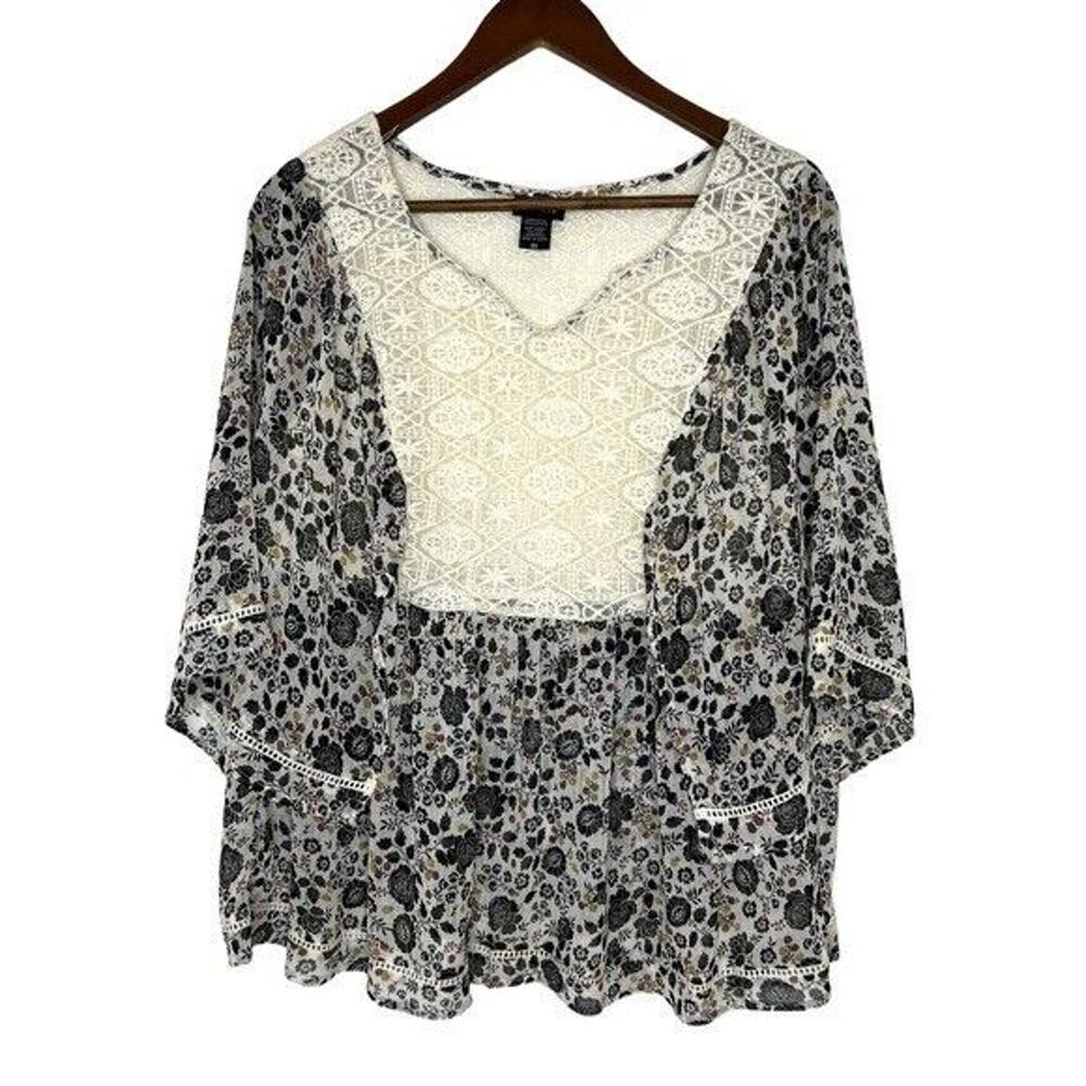 Torrid Black and White Floral Blouse